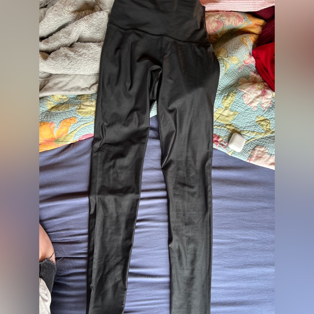 Aerie Offline High-rise 7/8 leggings in hi-shine - Small, Short
